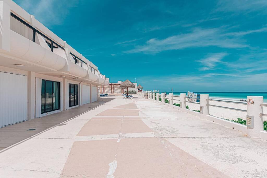 Villas Marlin 108, A Pie De Playa, Albercas, Jacuzi, Ubicacion Inmejorable Канкун Екстериор снимка
